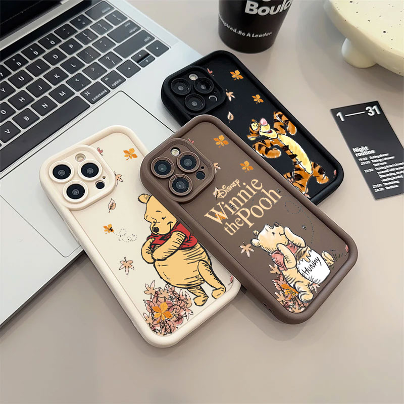 Autumn Winnie The Pooh Leaves  - Phone Cases Iphone 16 Pro Max recensie en prijs