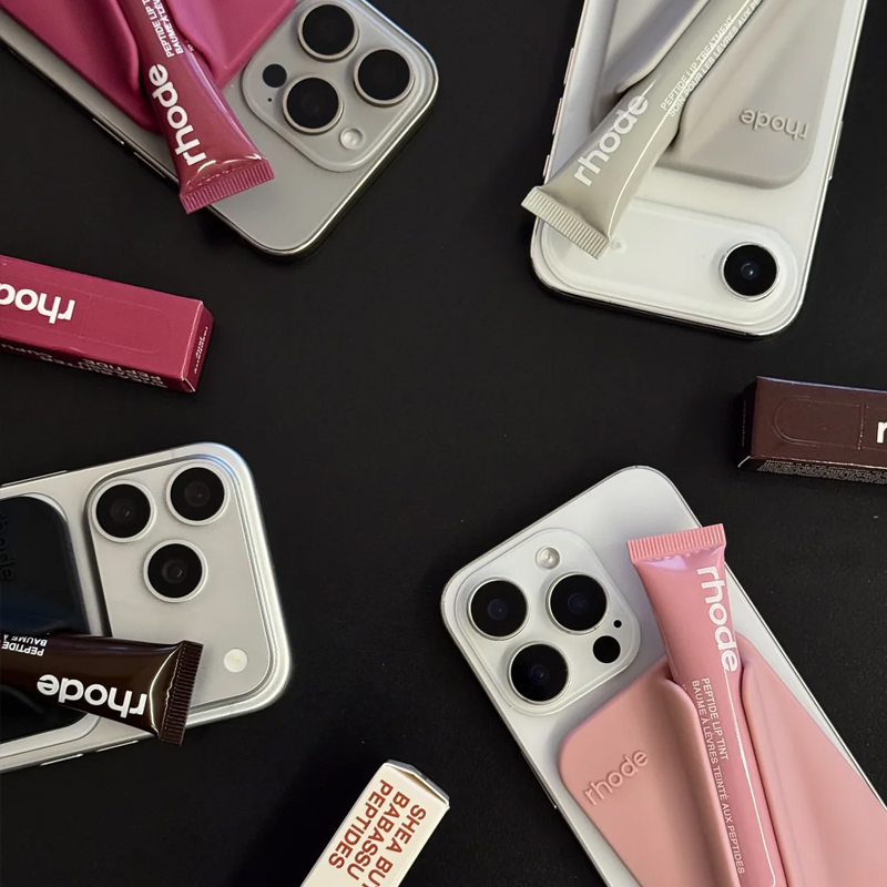 Cosmetics Brand Lipstick Moist - Phone Cases Europe recensie en prijs